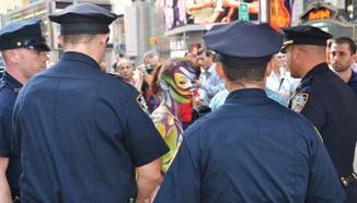 04_1n005_BodyArt2_c--525x300