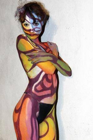 083011bodyart12WCL050957--300x450