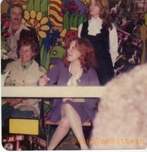 BETTE MIDLER @ KORVETTES 1977©