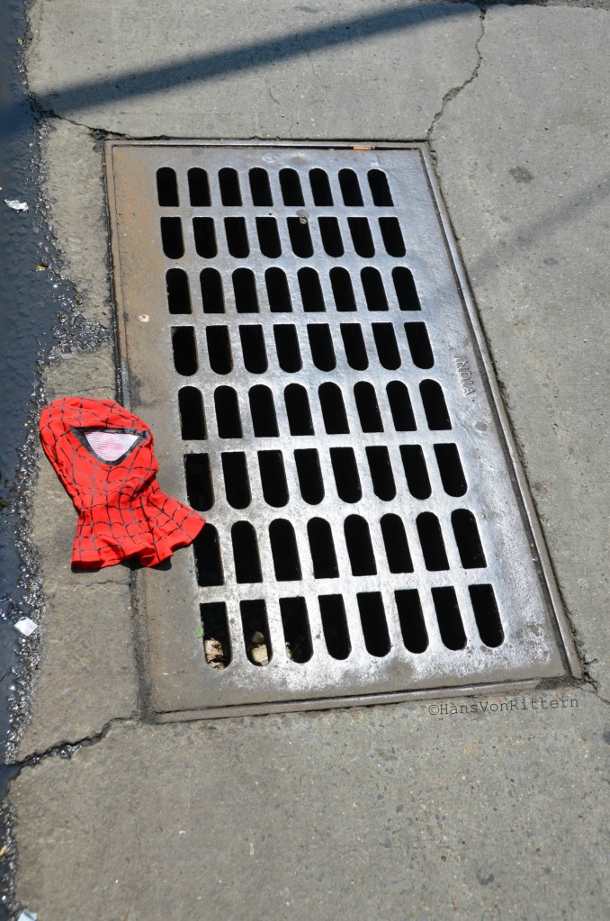 SPIDERMAN SEWER