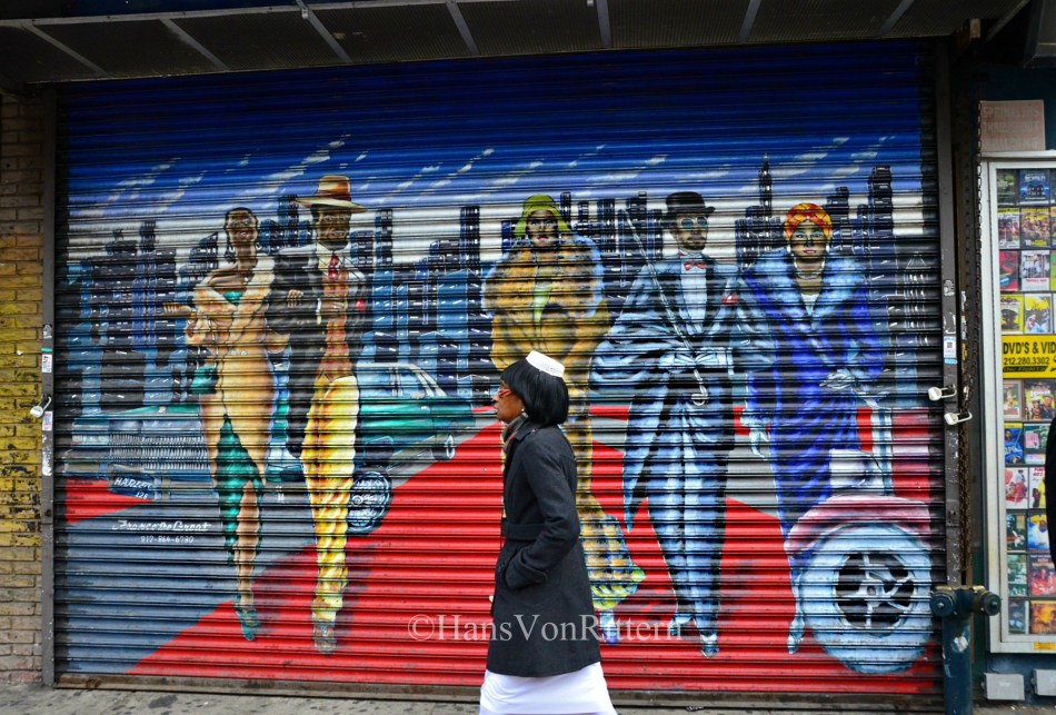 125th Street, Harlem, 9am